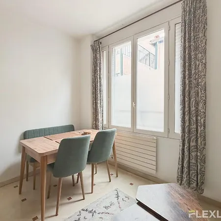Apartment Charming T2 20eme Cultural & Vibrant Neighborhood Paris