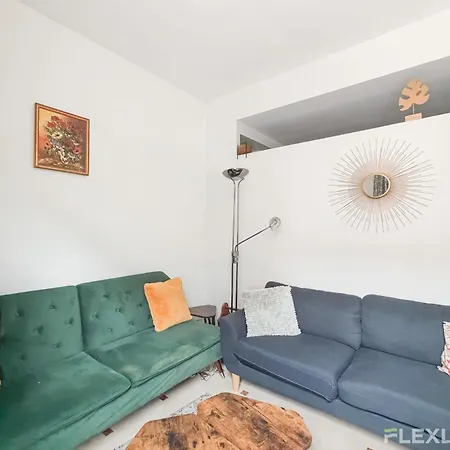 Apartment Charming T2 20eme Cultural & Vibrant Neighborhood *